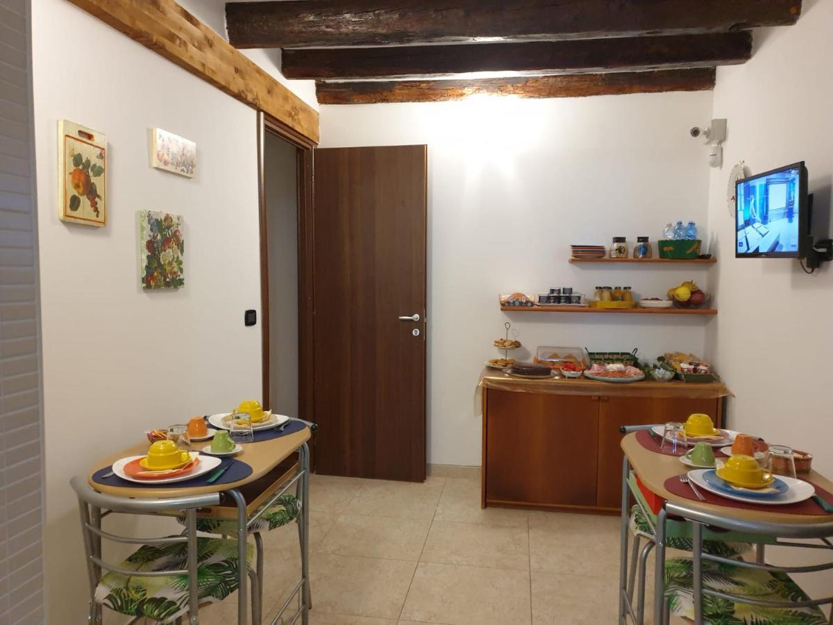 Bed and Breakfast Il Borgo Шилла Экстерьер фото